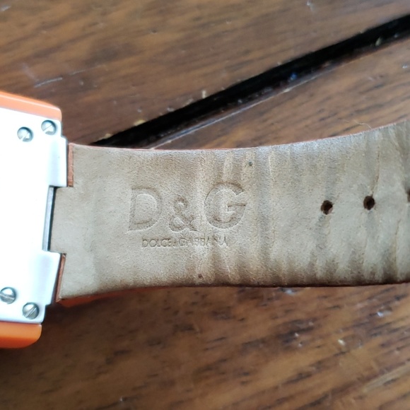 Mens Dolce and Gabbana orange Chronograph - Picture 4 of 5